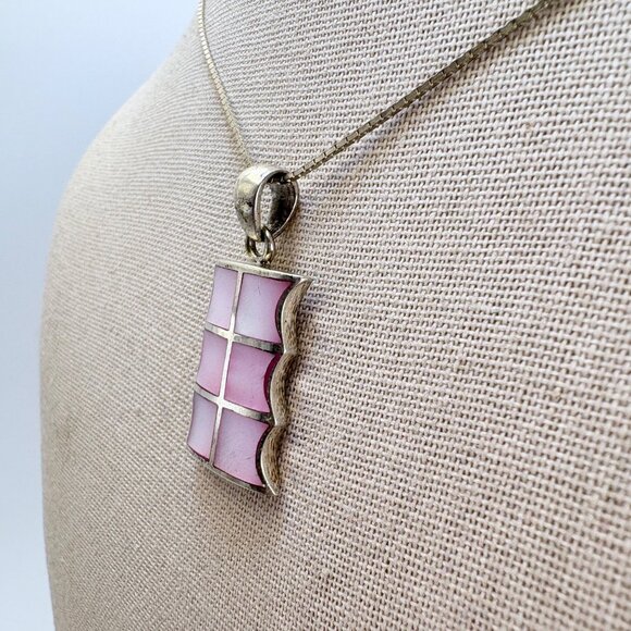 VTG Sterling Silver 925 Pink Mother of Pearl Pendant Necklace Size 29" Length - Picture 3 of 14
